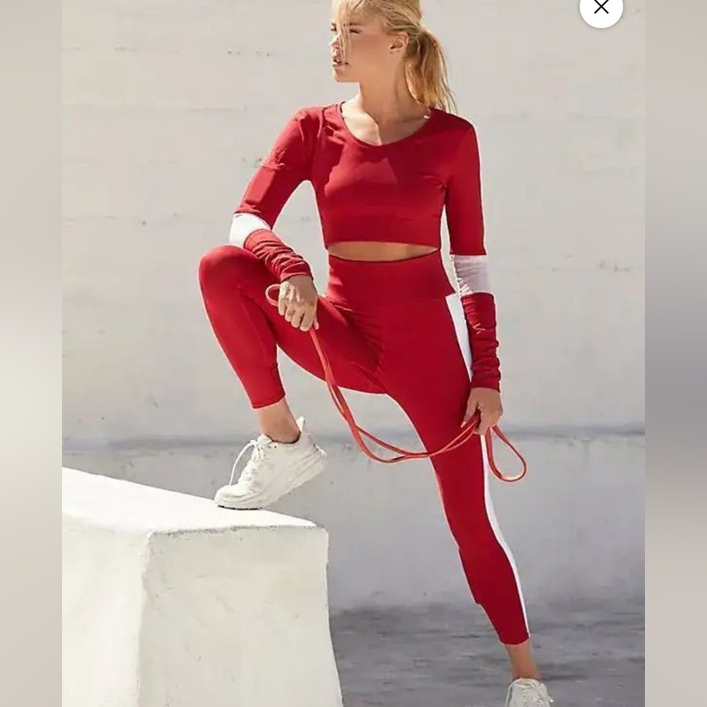 Free People Movement Crop SET!!! Size Small!!!
